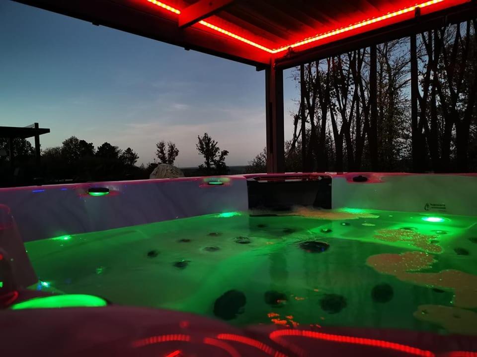 "Notre Bastide" Maison Et Table D'Hotes Traditionnelle Et Vegetarienne, Piscine, Jacuzzi, Clim, , A 5 Mn De Sarlat Marcillac-Saint-Quentin Eksteriør billede